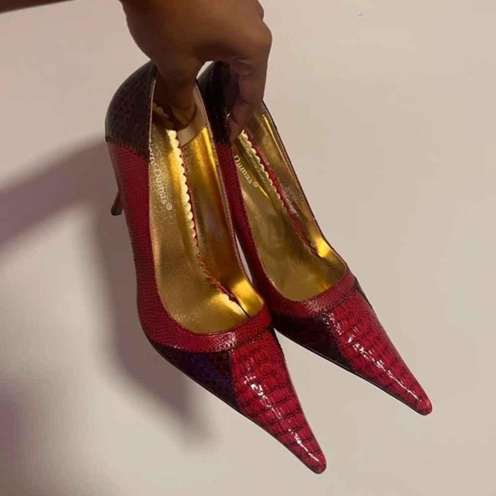Pierre Dumas Red Textured Heels